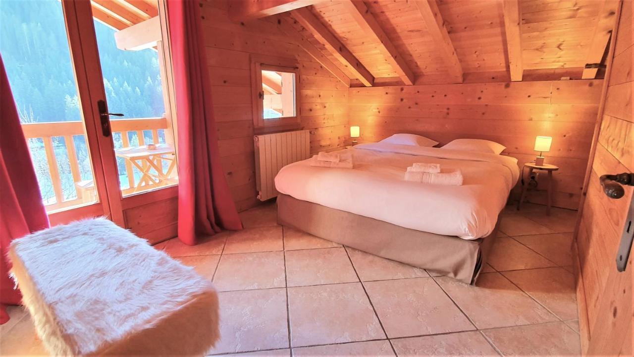 Bienvenue Dans Notre Chalet! Appartement Les Sitelles Льо Гран-Борнан Екстериор снимка